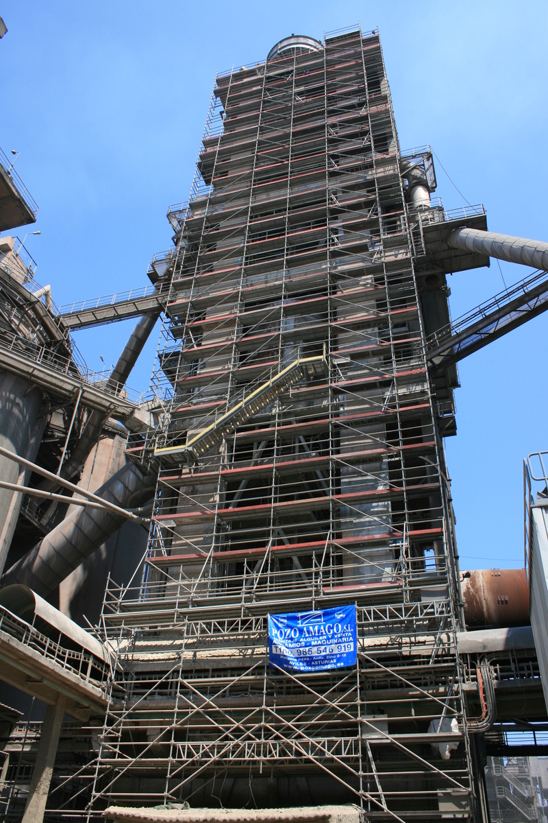 Andamio industrial de gran altura — Pozo Amago